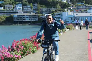 Golden Gate Bridge Bike Rental with Return Ferry Tickets to Sausalito