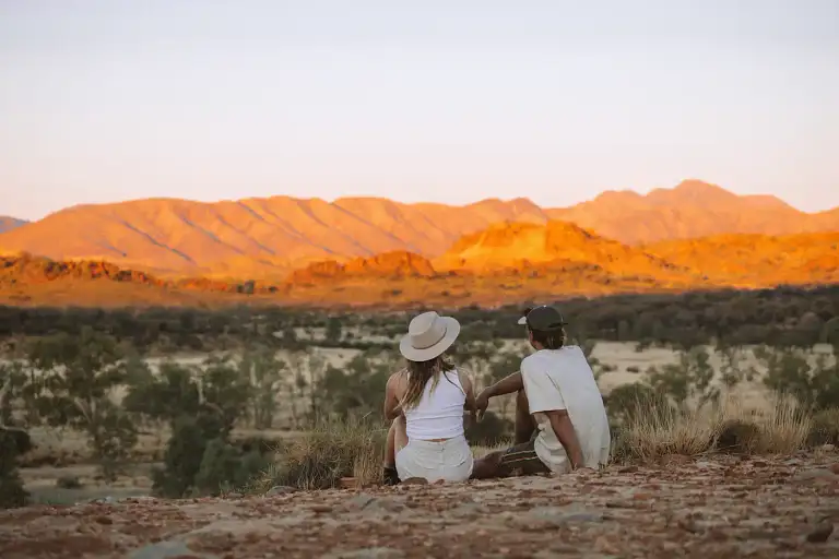 larapinta hiking tours